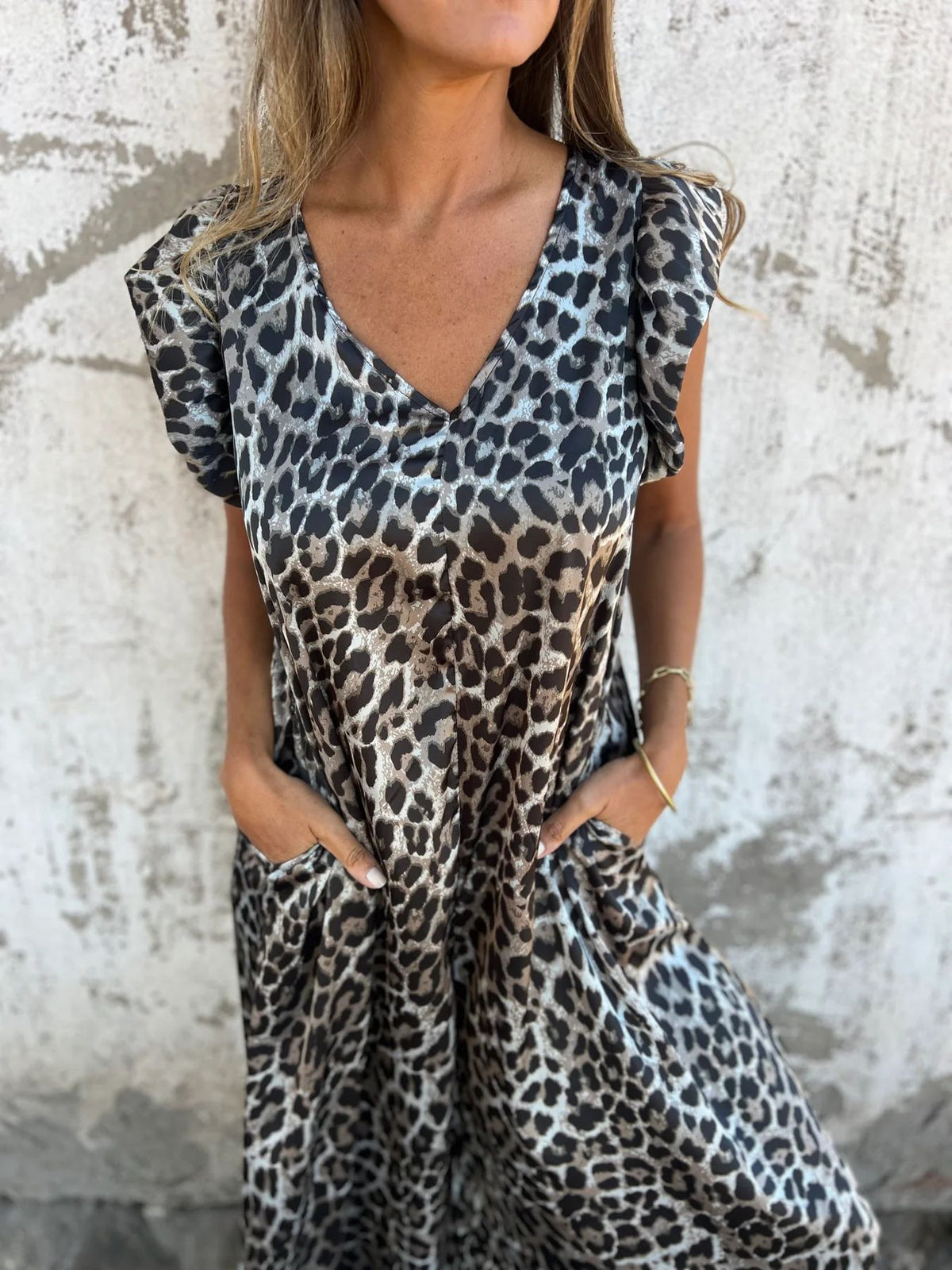 Cassandra™ | Trendy V-Neck Women Jumpsuit